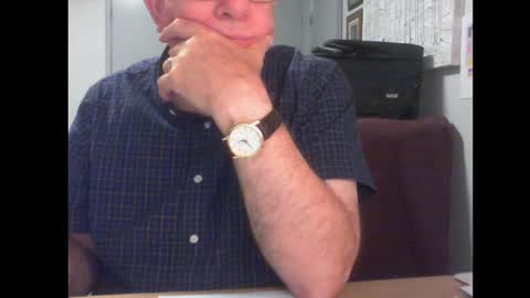 Snapshot of thickmelnik chatting on February 24, 1:42 pm James online show from February 24, 1:42 pm