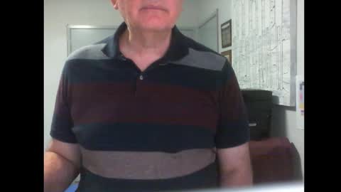 Snapshot of thickmelnik chatting on March 6, 12:19 pm James online show from March 6, 12:19 pm