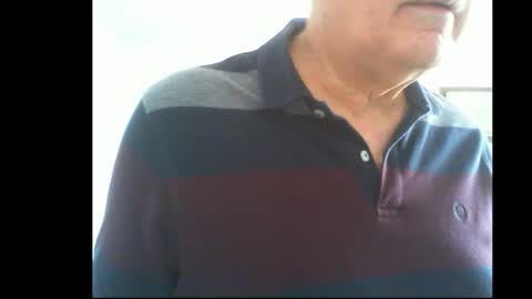 Snapshot of thickmelnik chatting on September 12, 2:33 am James online show from September 12, 2:33 am