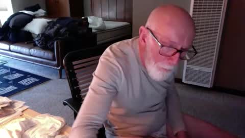 Snapshot of thickmorninwood chatting on May 14, 4:14 pm thickmorninwood online show from May 14, 4:14 pm