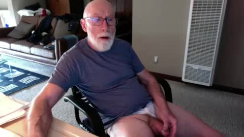 Snapshot of thickmorninwood chatting on May 17, 2:02 pm thickmorninwood online show from May 17, 2:02 pm