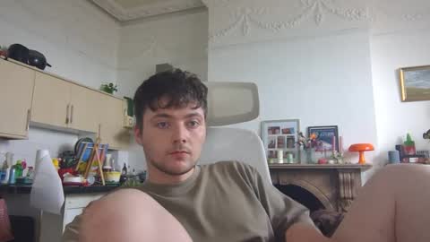 Snapshot of thickpl4ntguy chatting on June 28, 5:41 pm thickpl4ntguy online show from June 28, 5:41 pm