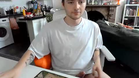 Snapshot of thickpl4ntguy chatting on July 13, 5:27 pm thickpl4ntguy online show from July 13, 5:27 pm