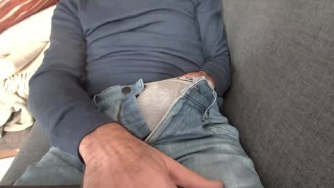 Thickru online show from December 4, 1:31 pm