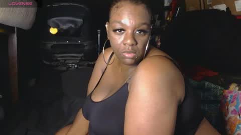 Snapshot of thickumzz41 chatting on January 6, 2:37 am Thickumzz41 online show from January 6, 2:37 am