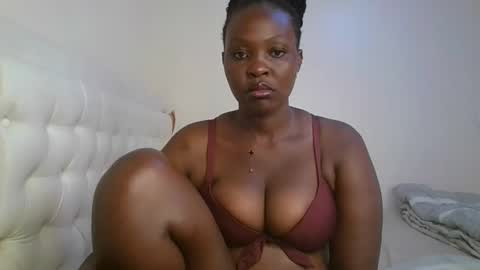 Rue online show from December 15, 9:46 am