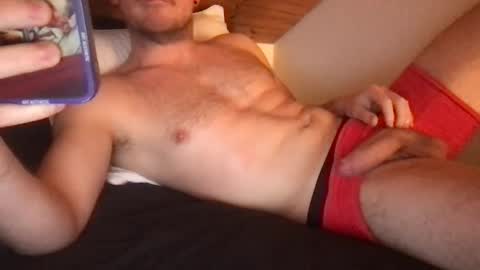 Snapshot of thierrinho8148 chatting on January 21, 6:12 pm thierrinho8148 online show from January 21, 6:12 pm