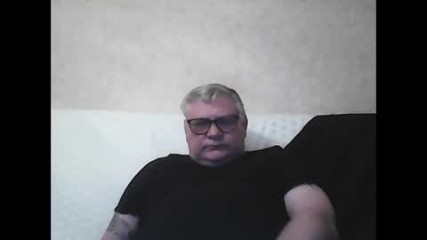 Thierrysymp online show from December 17, 5:47 pm