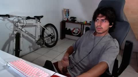 Snapshot of thieves_us chatting on September 30, 9:31 pm thieves_us online show from September 30, 9:31 pm