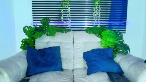 Thiago Saenzz online show from March 10, 5:07 pm