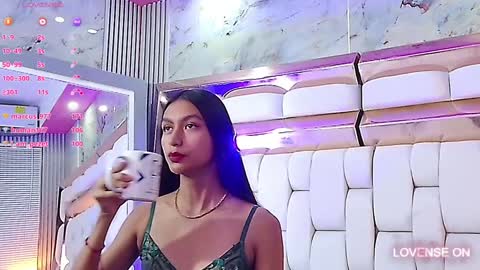 Eva  online show from January 24, 2:07 am