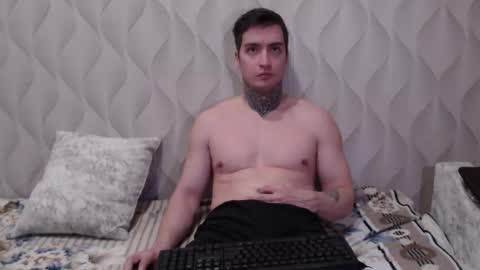 Snapshot of this_is_andy chatting on November 21, 2:32 am Andy online show from November 21, 2:32 am