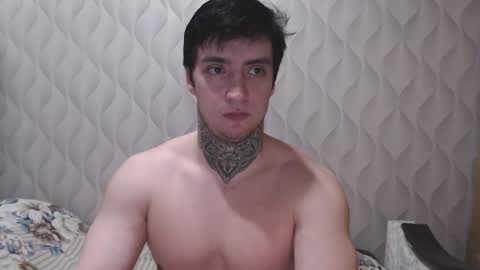 Snapshot of this_is_andy chatting on January 7, 9:39 pm Andy online show from January 7, 9:39 pm