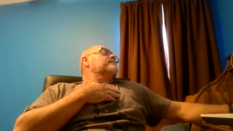 thisguy374 online show from July 2, 11:38 am