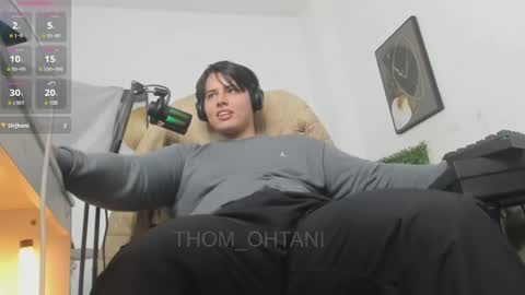 thom_ohtani online show from May 27, 1:57 am