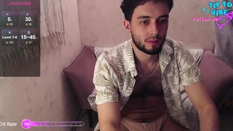 Snapshot of thomas_blackfield chatting on January 20, 8:29 pm Thomas online show from January 20, 8:29 pm