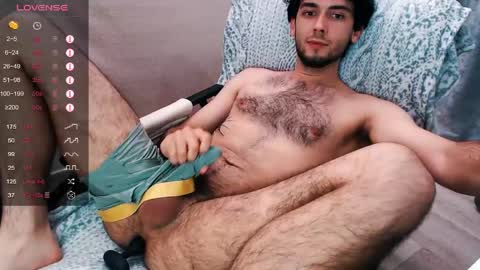 Snapshot of thomas_blackfield chatting on June 5, 1:23 am Thomas online show from June 5, 1:23 am