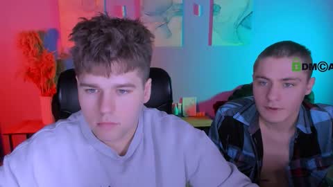 thomas_crow online show from March 3, 9:26 am