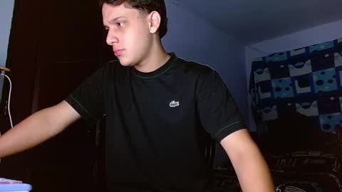 ---Thomas--- online show from November 20, 9:42 am