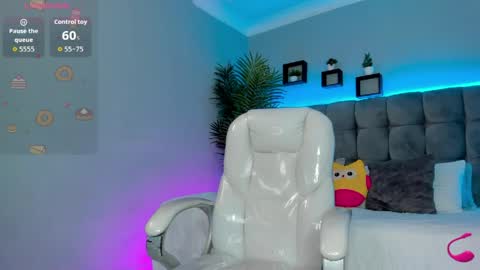 Thomas online show from June 3, 2:33 pm