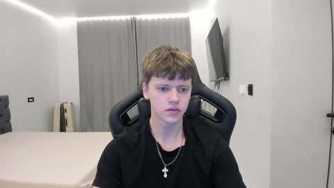 Snapshot of thomas_shelbivip chatting on February 21, 3:35 pm Tomas online show from February 21, 3:35 pm