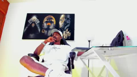 Snapshot of thomas_shelbys chatting on February 23, 3:40 pm Thomas online show from February 23, 3:40 pm