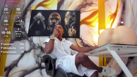 Snapshot of thomas_shelbys chatting on October 24, 3:25 am Thomas online show from October 24, 3:25 am