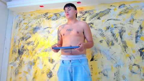 Thomas and Faon  online show from June 7, 3:21 am