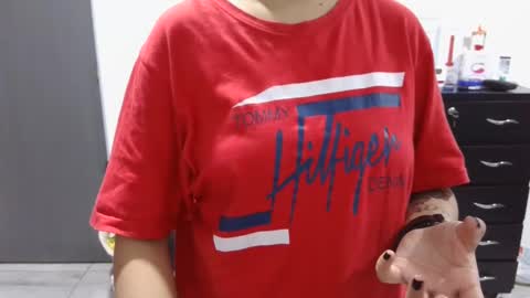 Snapshot of thomascooper_cams chatting on January 20, 7:25 am VALERIA online show from January 20, 7:25 am