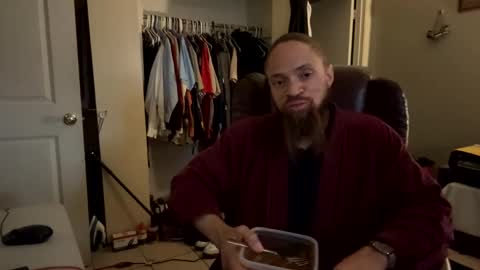 Snapshot of thomasgwhitecft chatting on February 21, 7:43 pm FatherTime online show from February 21, 7:43 pm