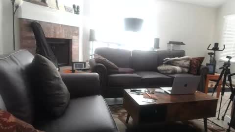 Snapshot of thomasgwhitecft chatting on October 19, 7:03 pm FatherTime online show from October 19, 7:03 pm