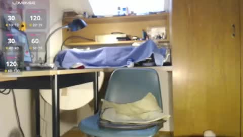 Snapshot of thomasleiber chatting on December 17, 10:55 am Thomas online show from December 17, 10:55 am