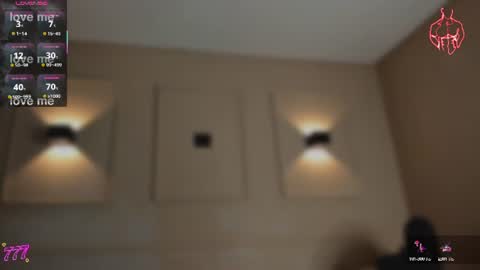 Snapshot of thomklein chatting on June 8, 7:58 pm Thom Klein online show from June 8, 7:58 pm