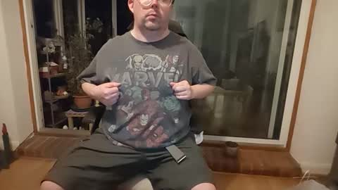 Snapshot of thomsam88 chatting on June 2, 3:19 am Thomsam88 check out my bio for loads of hot videos mmmmmmmmmm online show from June 2, 3:19 am