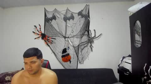 thomson_hot01 online show from October 25, 5:48 am