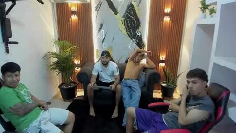 thomson_hot01 online show from May 1, 5:23 am