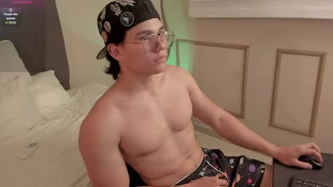 Thony online show from April 27, 7:12 pm