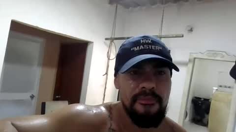 Snapshot of thonybeiio chatting on October 17, 5:04 pm thonybeiio online show from October 17, 5:04 pm