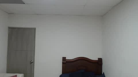 Snapshot of thonymaster chatting on November 1, 12:45 am thonyy online show from November 1, 12:45 am