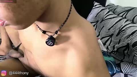 thonyxxx_ online show from March 1, 6:15 am