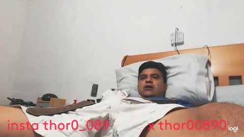 thor0200 online show from February 16, 12:29 am