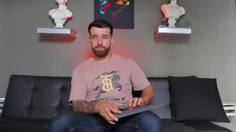 Snapshot of thor_evans chatting on October 29, 8:43 pm thor_evans online show from October 29, 8:43 pm