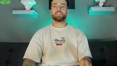 Snapshot of thor_evans chatting on December 3, 11:03 pm thor_evans online show from December 3, 11:03 pm