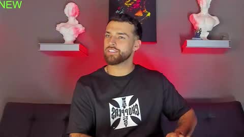 Snapshot of thor_evans chatting on December 4, 11:24 pm thor_evans online show from December 4, 11:24 pm