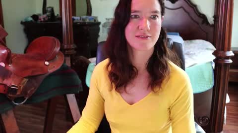 ThornburyRose online show from March 2, 7:43 pm