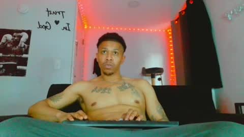 ThroatTaker4l  online show from July 9, 10:47 pm