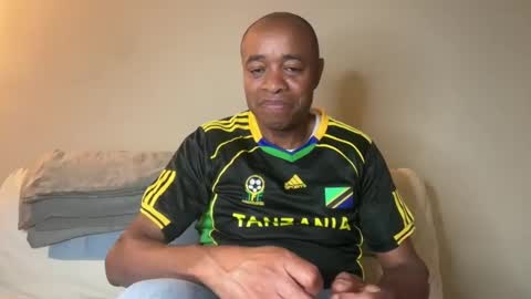 austin xzandros online show from February 25, 12:45 pm