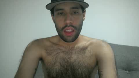 Snapshot of throwawayyourgun chatting on January 23, 3:11 pm Luka online show from January 23, 3:11 pm