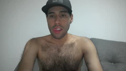 Snapshot of throwawayyourgun chatting on January 24, 3:45 pm Luka online show from January 24, 3:45 pm