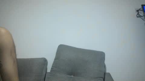 Snapshot of throwawayyourgun chatting on February 2, 6:20 pm Luka online show from February 2, 6:20 pm